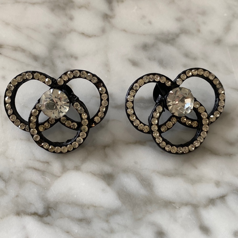 Vintage clips